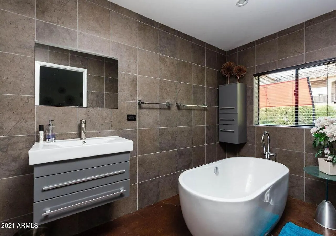 펜션 Designer 5 Bd Home, Fountain Pool, Spa, Game Patio 피닉스 미국