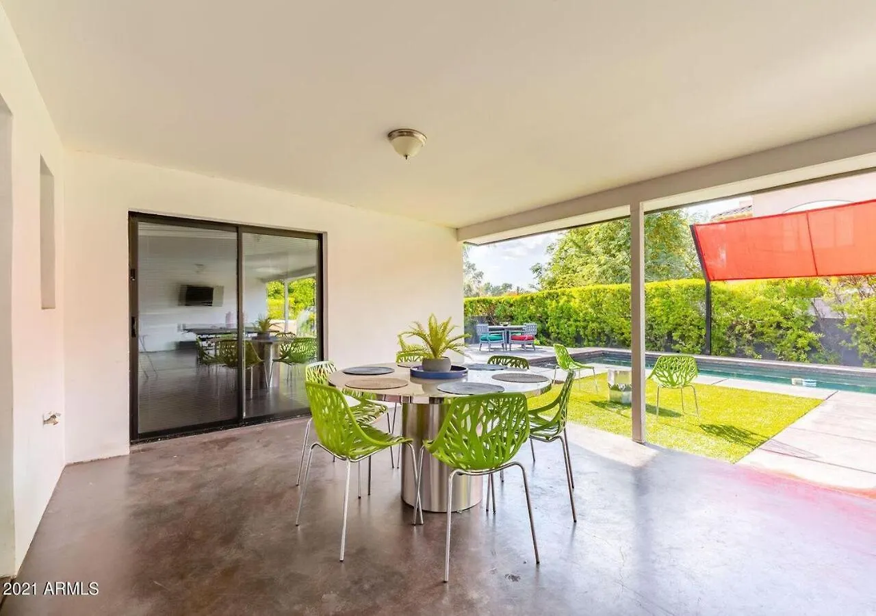 펜션 Designer 5 Bd Home, Fountain Pool, Spa, Game Patio 피닉스